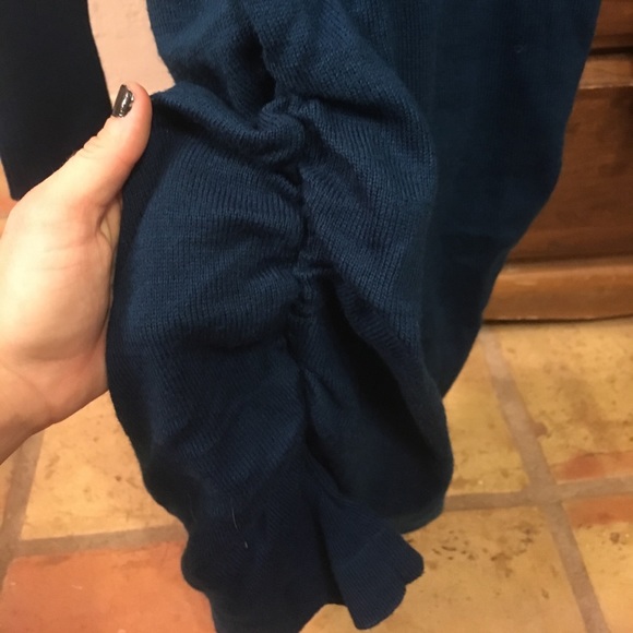 Dress - Picture 2 of 6