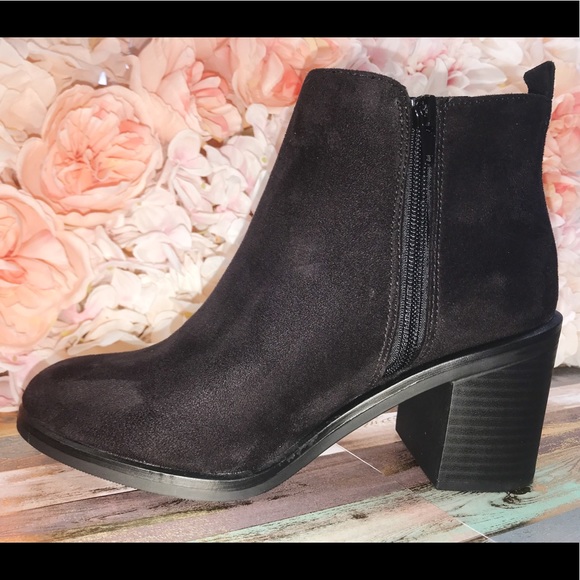 ❌1 LEFT!! Size 8.5❌Comfy Block Heeled Booties - Picture 3 of 8