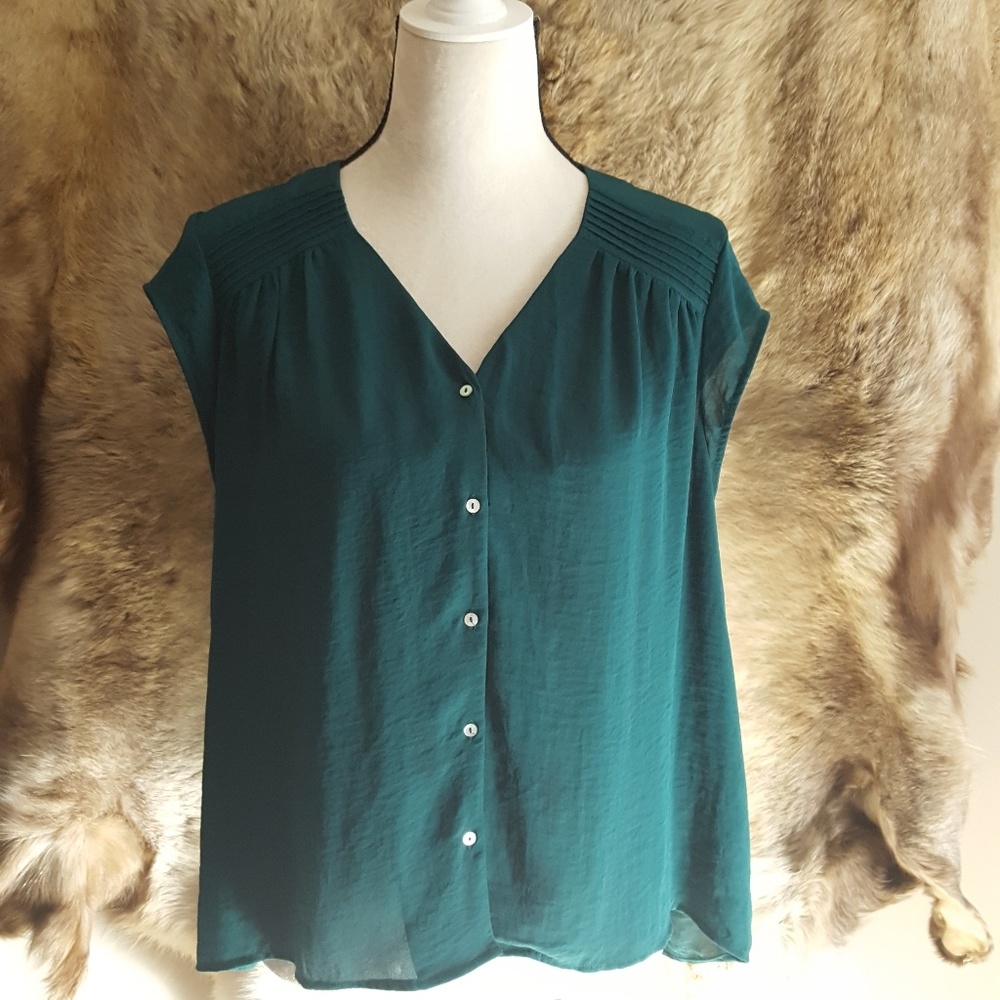 Emerald Green Cap Sleeve Hi/Low Blouse Size 14