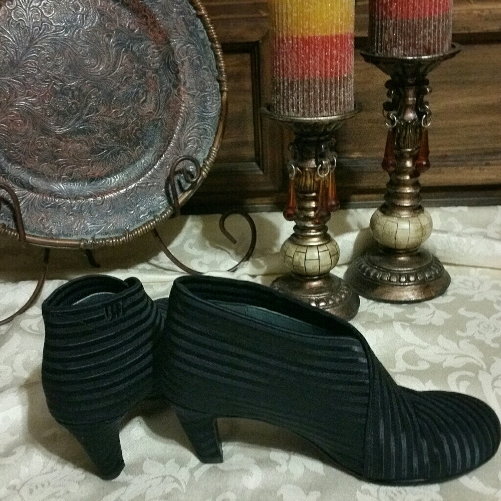 Glamorous style boots