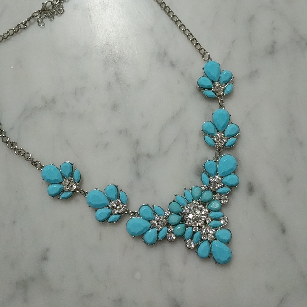 Sparkly Statement Necklace