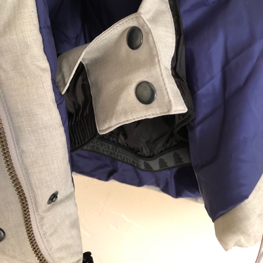 ✨HP✨ NWT [picture] ski coat - Picture 8 of 8