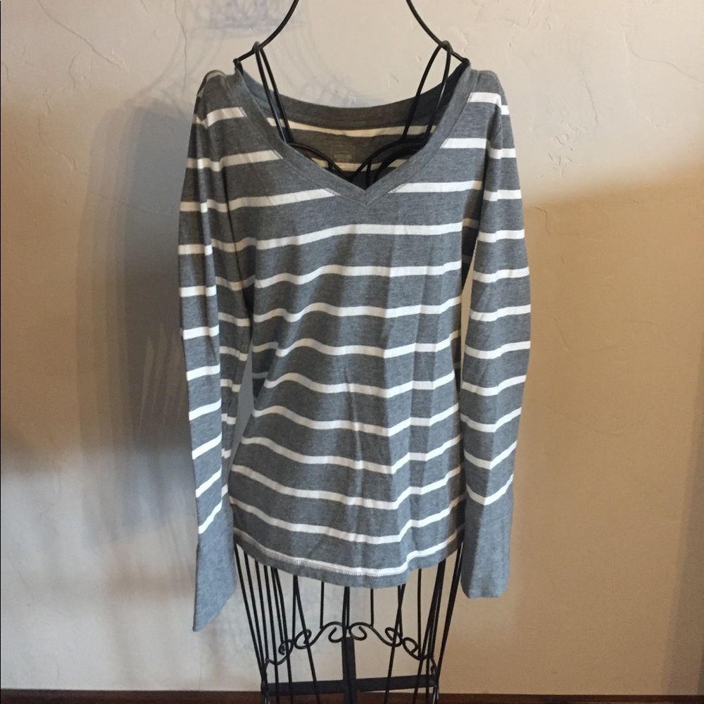 Simple long sleeve