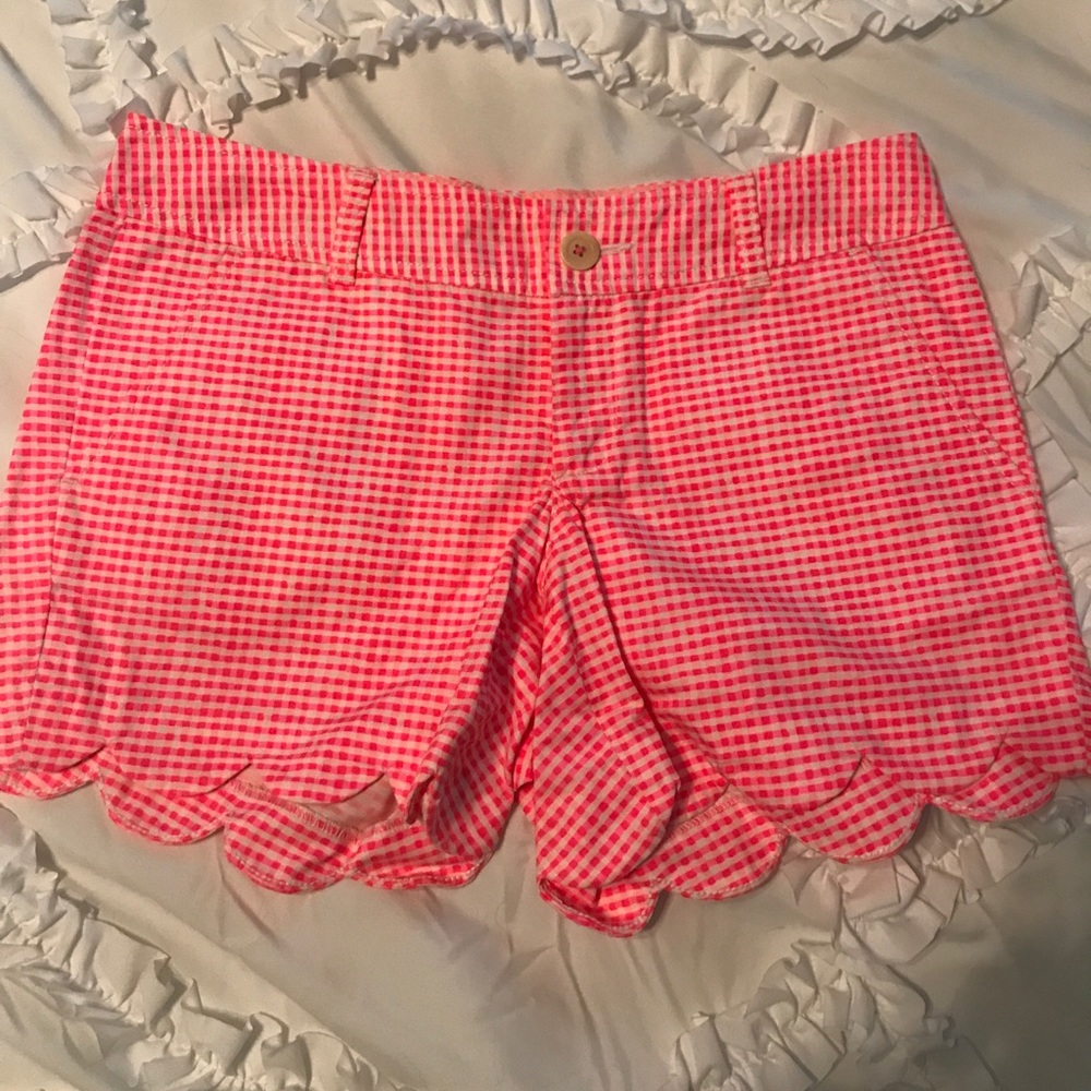 Lilly Pulitzer shorts scalloped