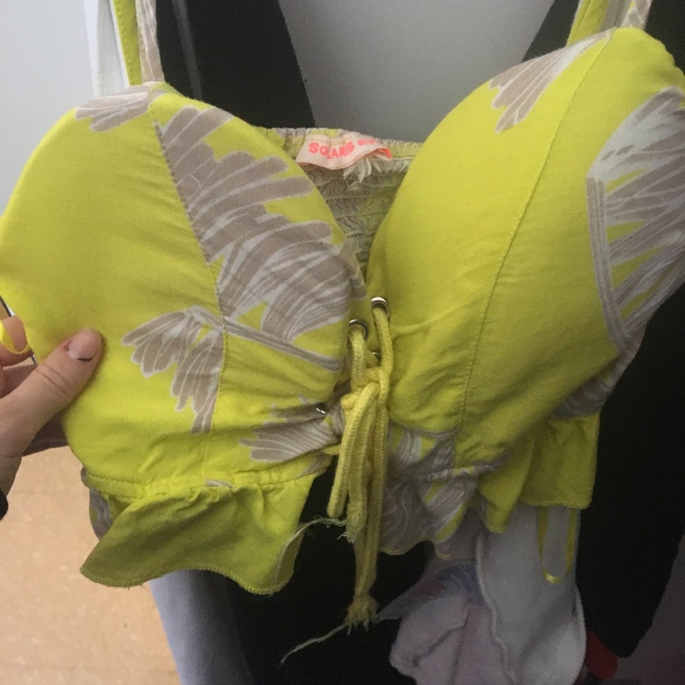Yellow green and tan set