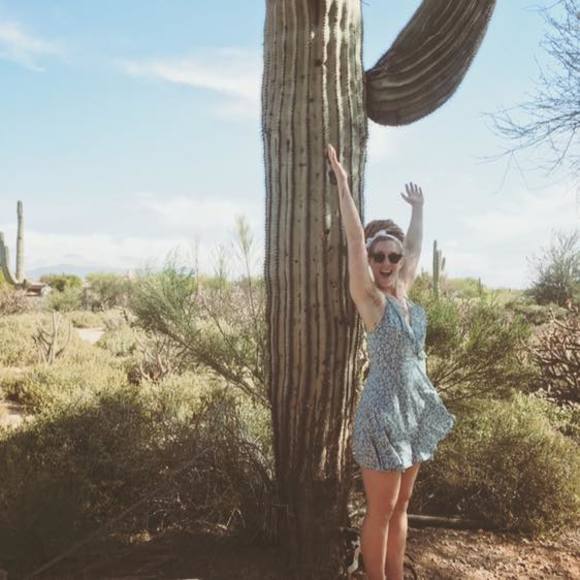 Meet your Posher, Em - Picture 1 of 1