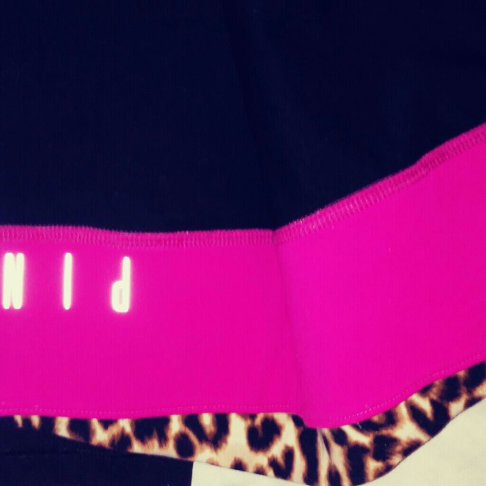 VS Pink Reversible Leggings