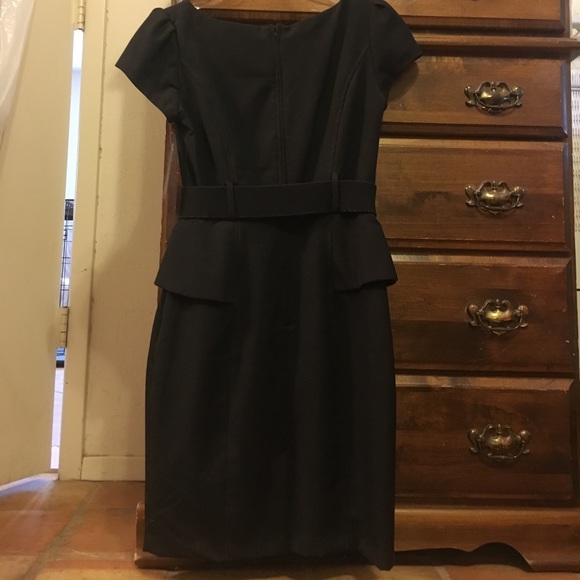 Dress - Picture 4 of 5