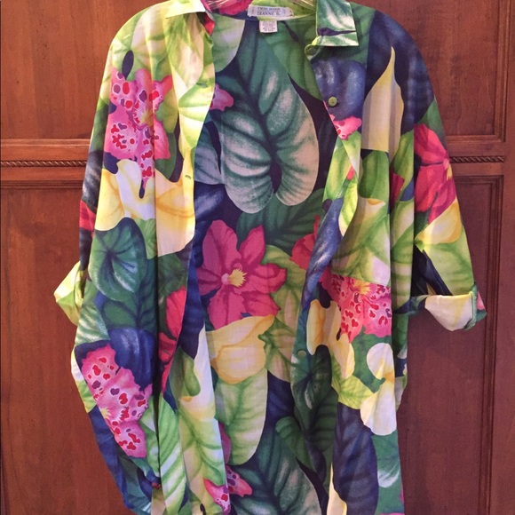 Retro two-piece skirt and blouse set. - Picture 4 of 4