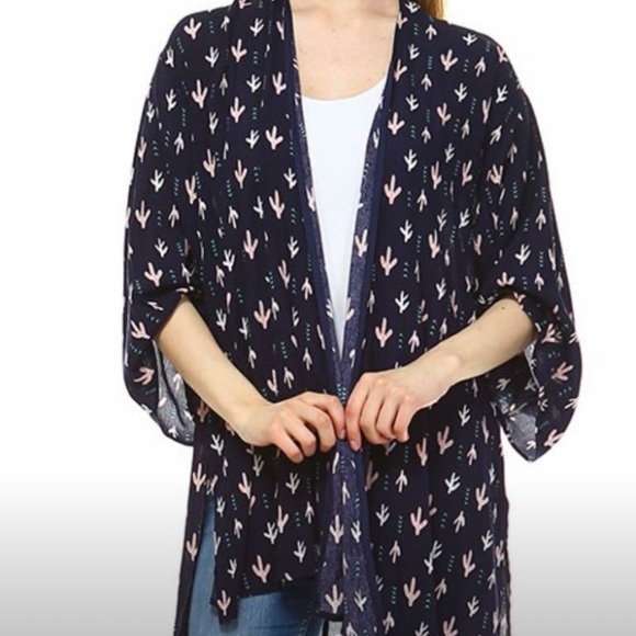 M & L Oversized Cactus kimono - Picture 2 of 5