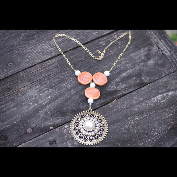 Handmade necklace - Picture 1 of 4