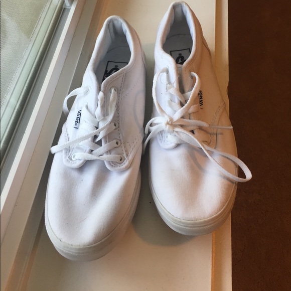 Shoes - Picture 2 of 2