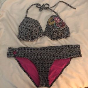2 Piece Underwire Bikini 👙