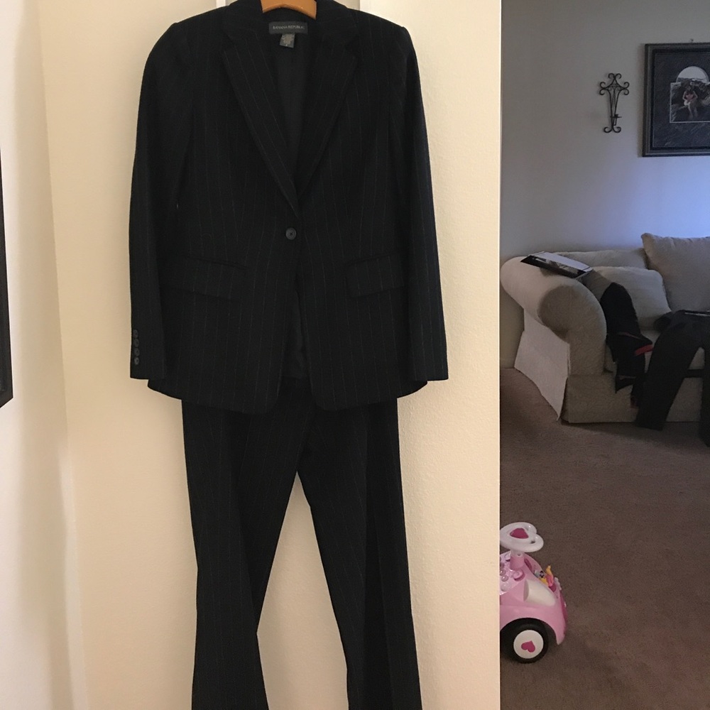 Banana Republic professional pant suit