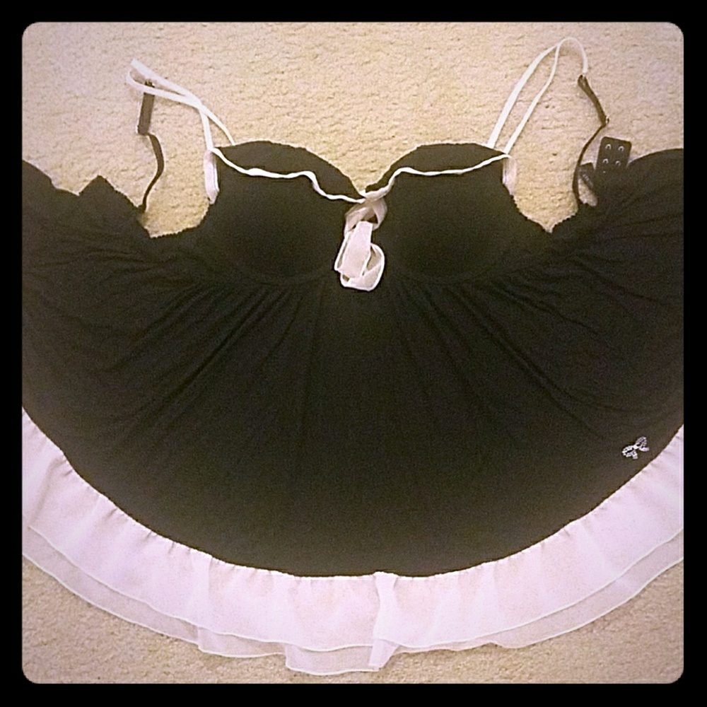Victoria's Secret black and pink Lingerie 36C