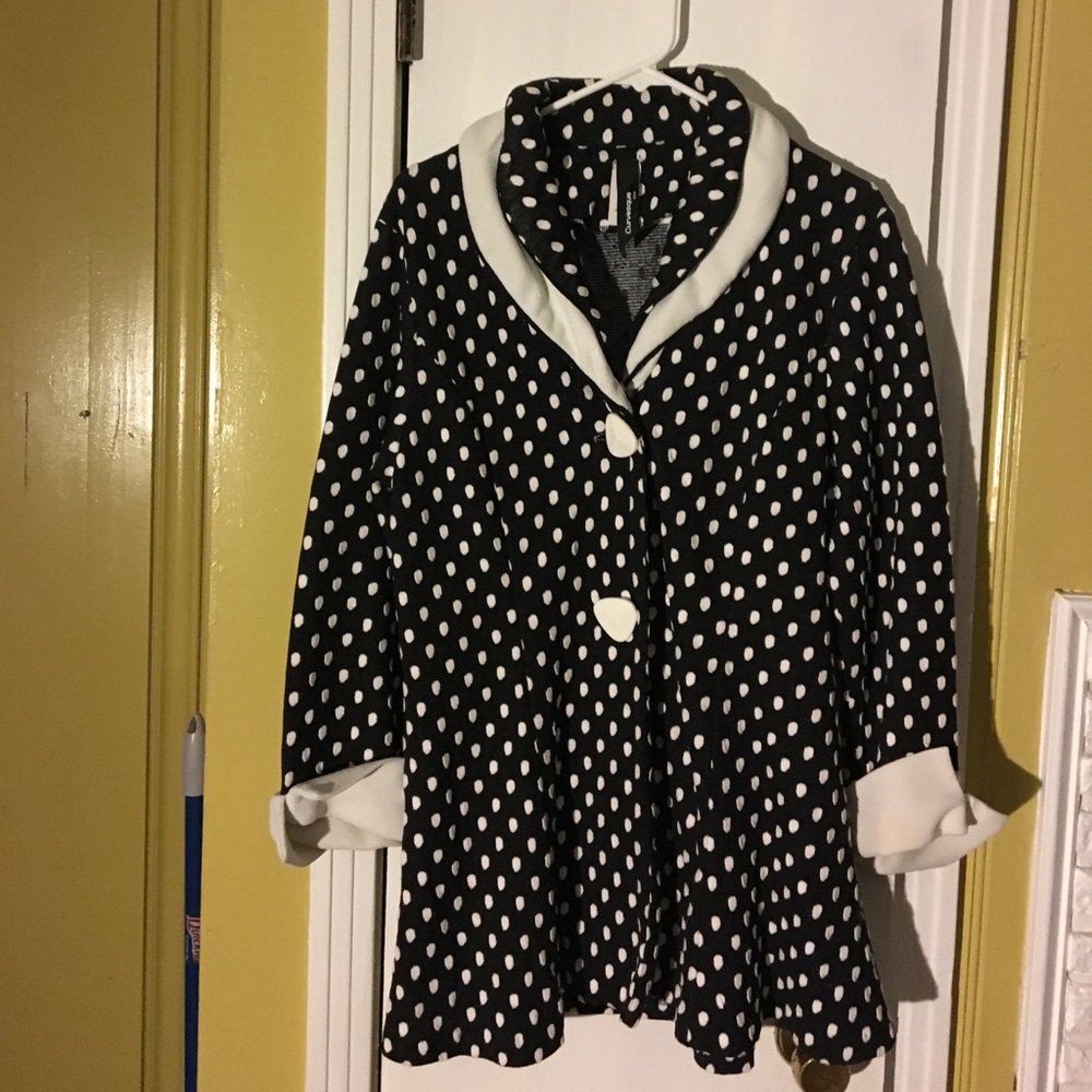 Curvesque jacket