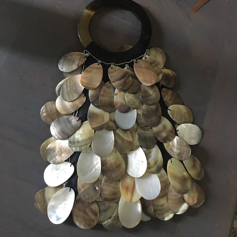 Shell bag