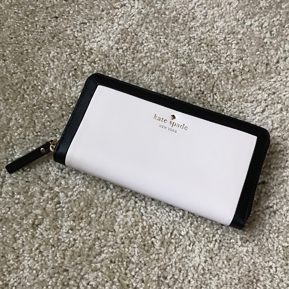 Kate Spade "Sunset Court Lacey"
