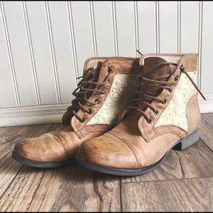 Steve Madden Thundr-C Lace-Up Ankle Boots