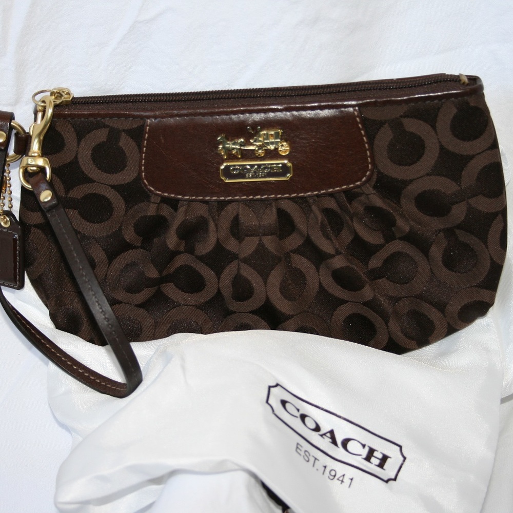EUC Coach Dark Brown Wristlet