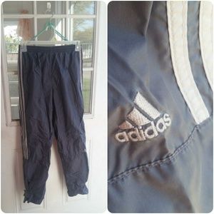 Women's Adidas Jogger/Wind breaker pants.