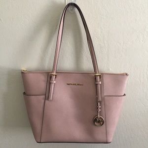 Michael Kors E/W Jet Set Tote