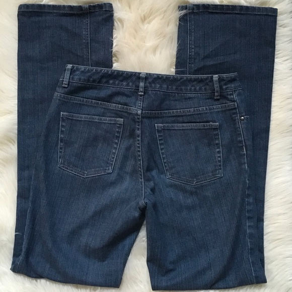 TAHARI JEANS Size 6 - Picture 2 of 4