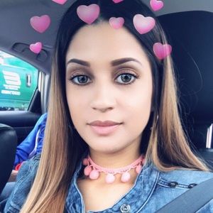 Meet your Posher, Angela