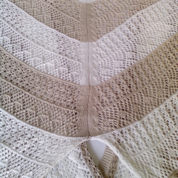 Lightweight Tan & White Knit Striped Cardigan Open Shawl Sweater Cal Style L - Picture 3 of 4