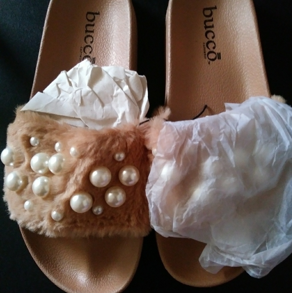 Faux fur Sandals SOLD