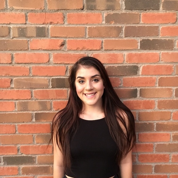 Meet your Posher, Cassie - Picture 1 of 1