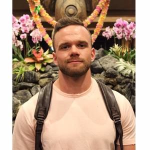 Meet your Posher, Adam