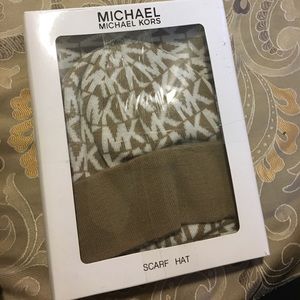 Micheal kors hat and scarf