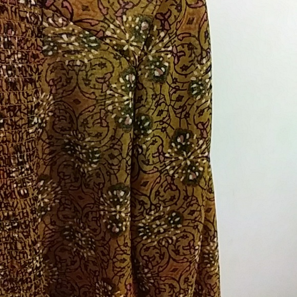 Top - Picture 2 of 4