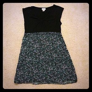 Mossimo V-neck Sleeveless Black dress