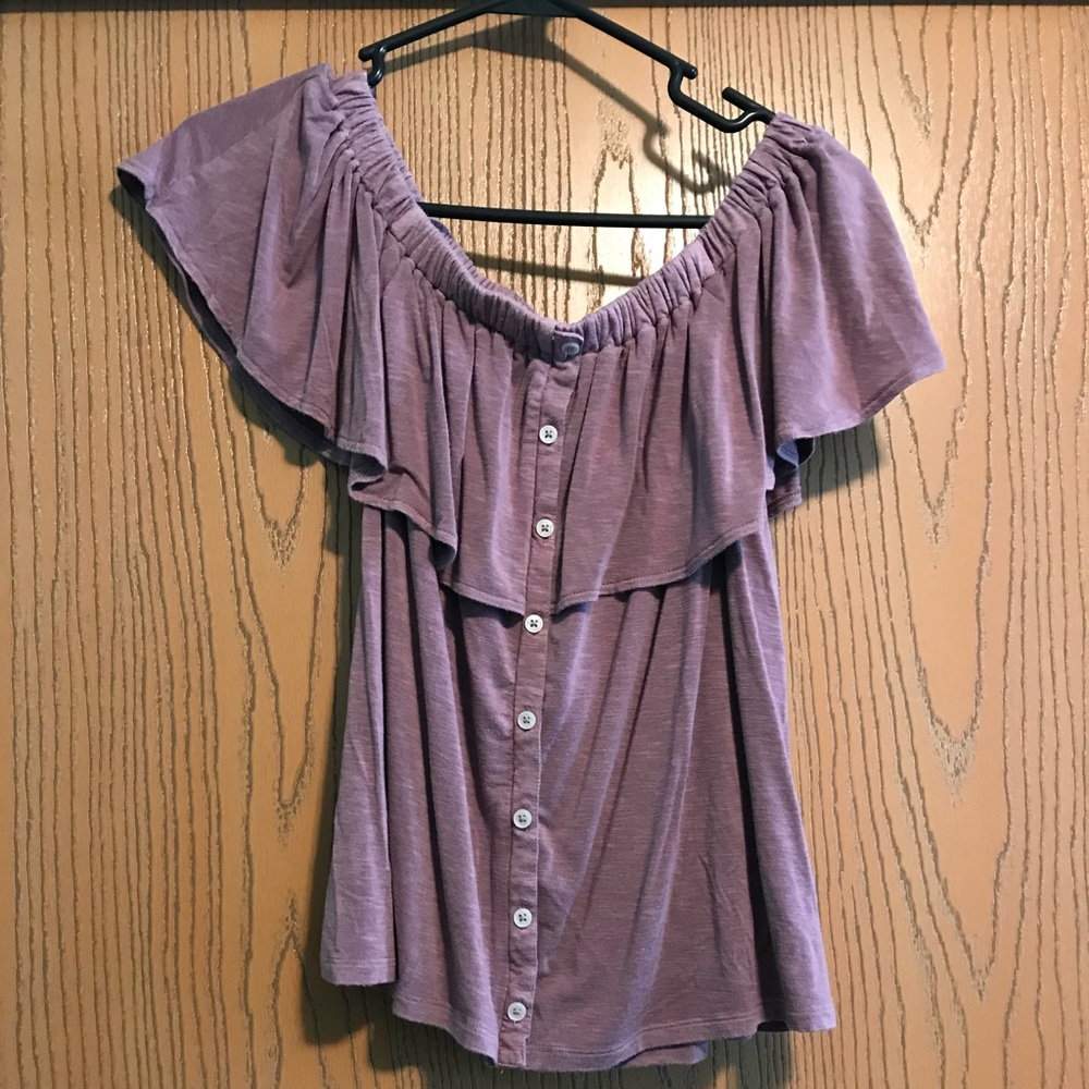 American Eagle off the shoulder top