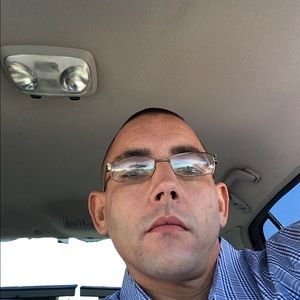 Meet your Posher, Buddy