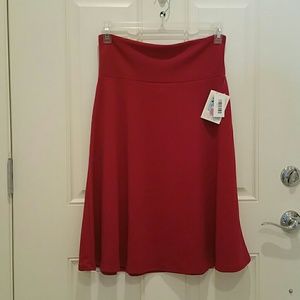 LuLaRoe L/Large Azure Skirt BNWT, Cranberry