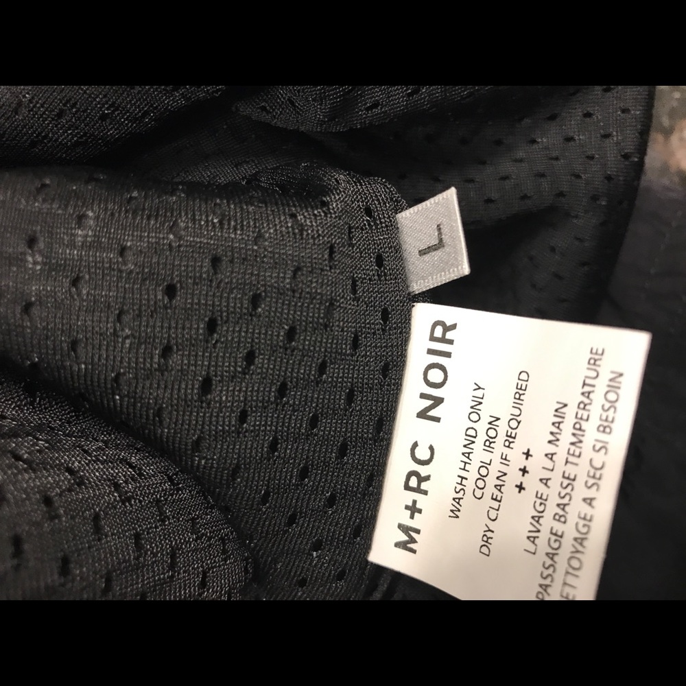 M+RC Noir - Picture 2 of 3