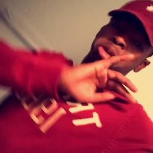 Meet your Posher, Avery