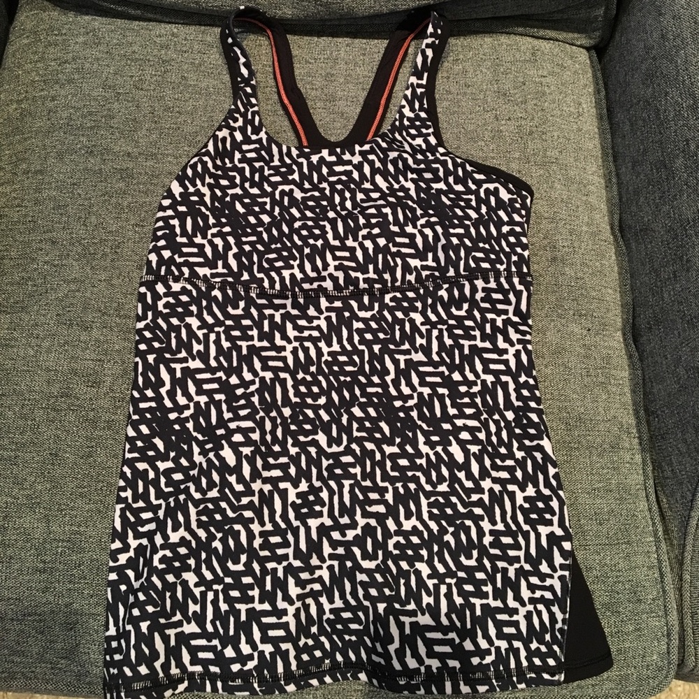 Lululemon Tank Top - Built in Bra