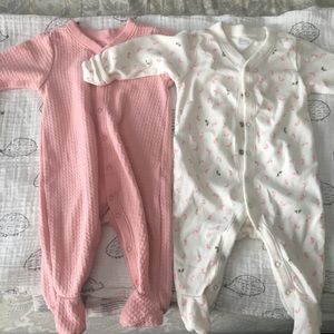 Sleepers/pajamas/footies