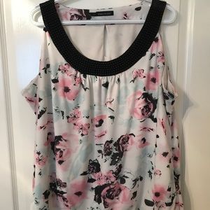 Cute sleeveless blouse