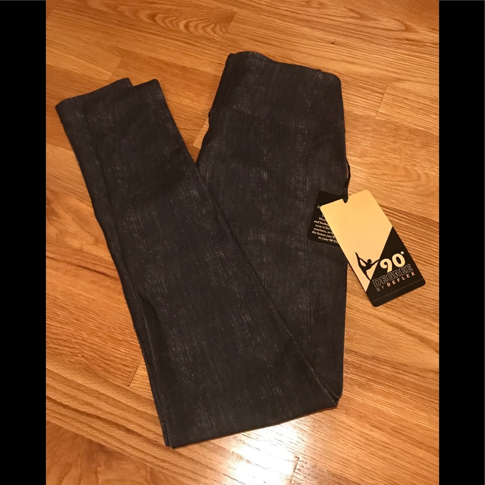 NWT 90 degree workout pants