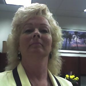 Meet your Posher, Christine