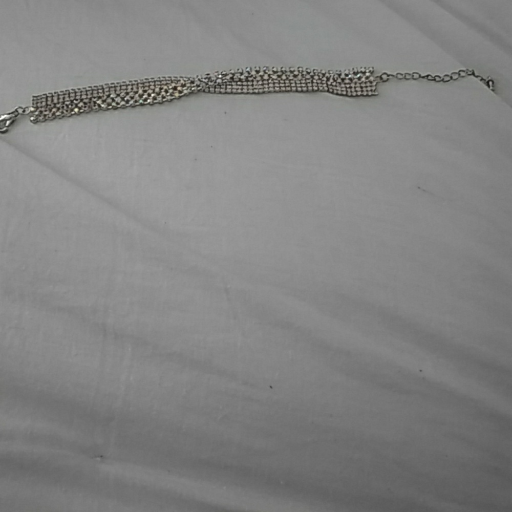 Crystal bracelet Price Firm