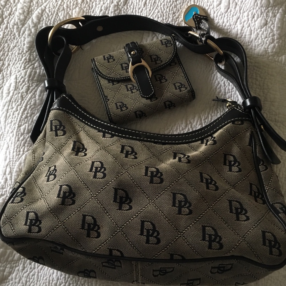 Dooney & Bourke Shoulder Bag & Wallet