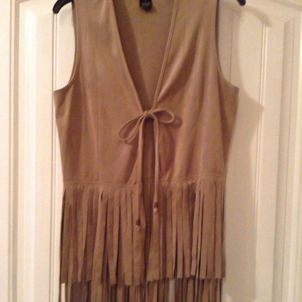 Tan vest with two layers of tassels