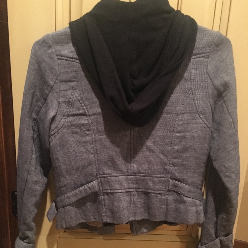 Jacket - Picture 2 of 3