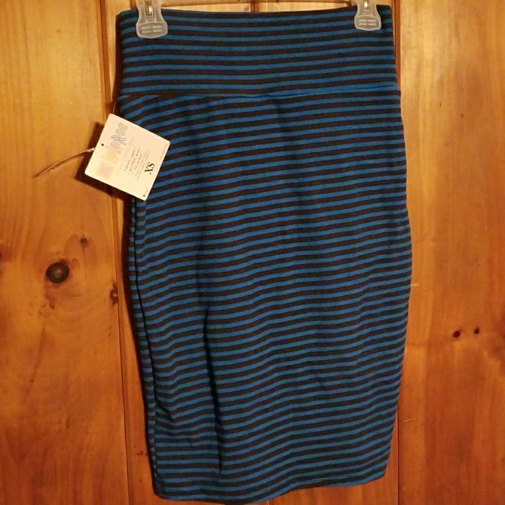 Lularoe Cassie xs. NWT